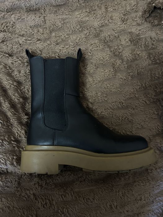 Челсі H&M 36 жіночі(дитячі) демісезоні