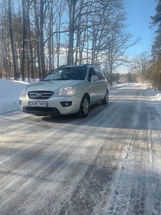 Sprzedam Kia carens 3