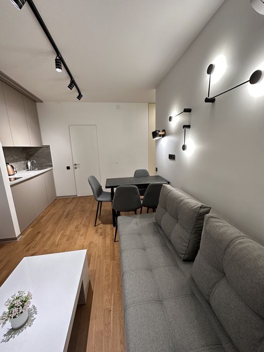 Від власника, сучасна квартира в центрі подобово, авторський дизайн.