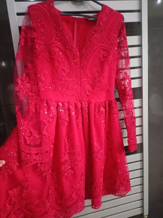 Sukienka koronkowa 38