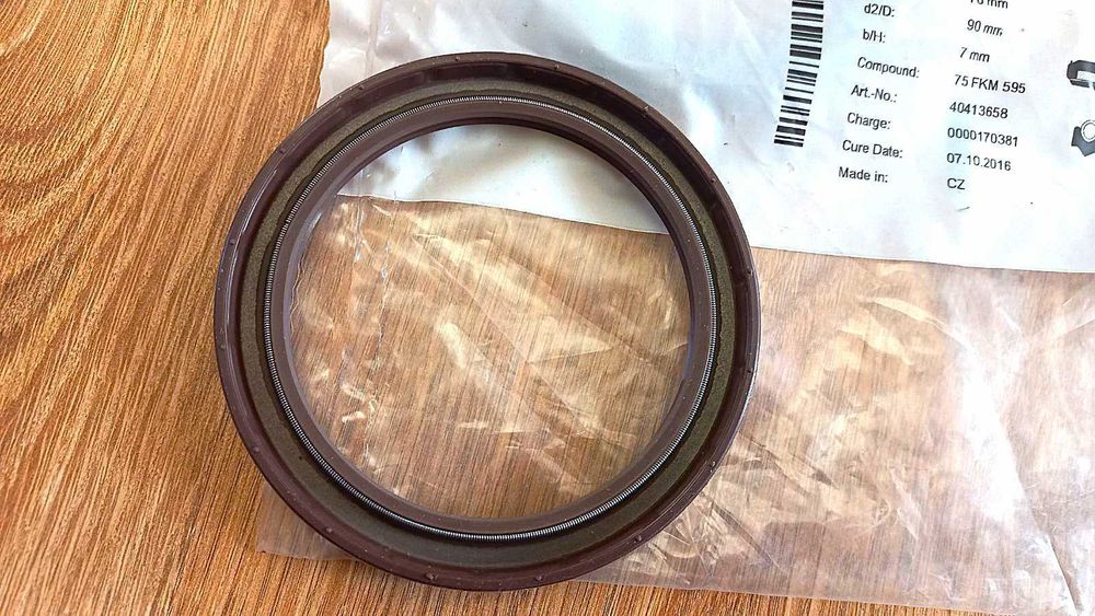 Сальник коленвала, ВАЗ  классика,  Sens, Таврия, 70х90х7  FREUDENBERG