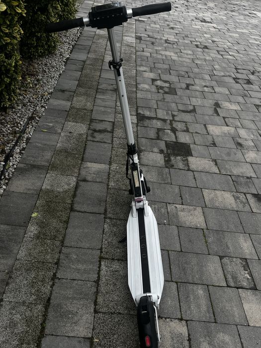 Sprzedam hulajnogę elektryczną