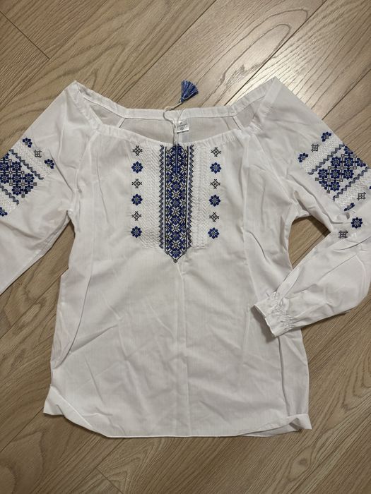 Вишиванка жіноча