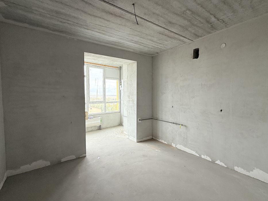 Простора 1к квартира, якісний забудовник Рауш, рн Вистава