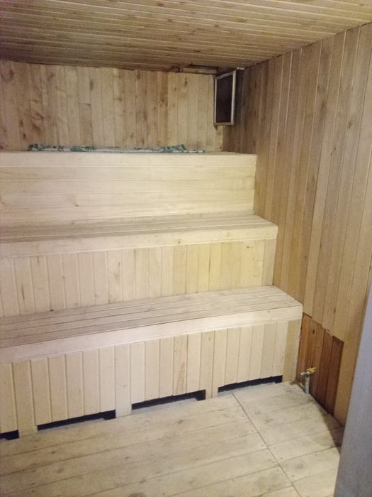 Продам дачу біля лісу