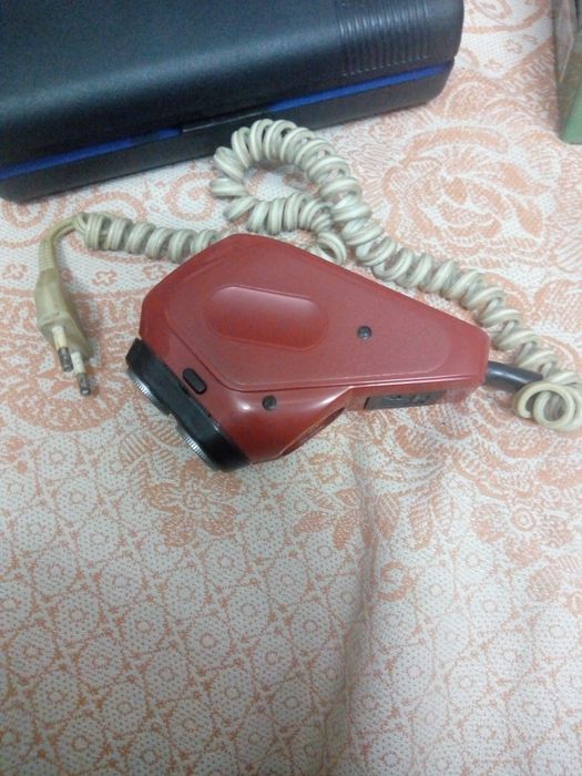 Бритва советская  электрическая