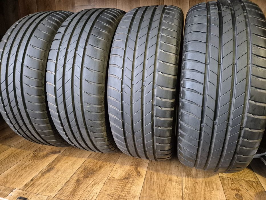 215/55/17 Bridgestone komplet Lato 6,5mm 2022r