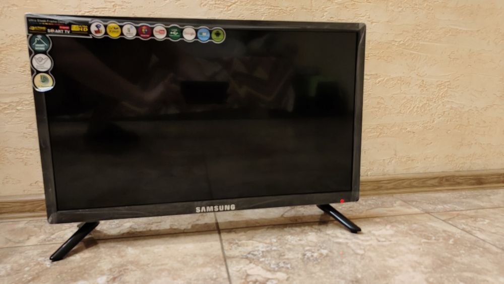 Маленький телевізор для кухні Samsung smart tv 24 дюйми: 4 990 грн ...