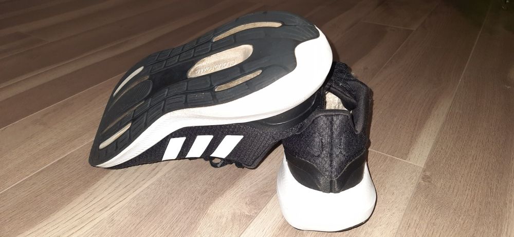 Кроссовки Adidas, оригинал, р. 40 (25,5 см) Состояние 7/10