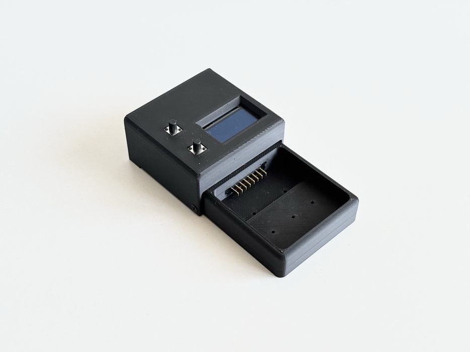 Продам програматор для акумуляторів DJI