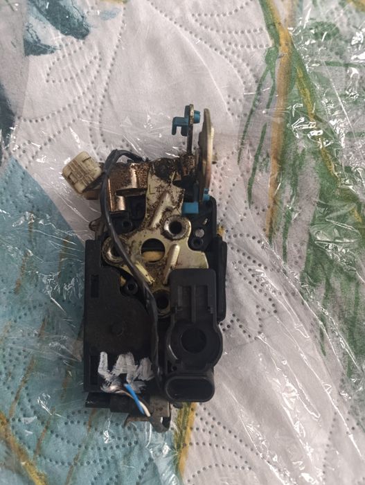 Замок дверей на ланос не єлектро