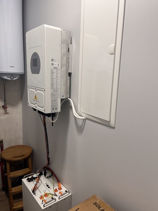 Професійне підключення інверторів Deye, зарядних станцій, генераторів