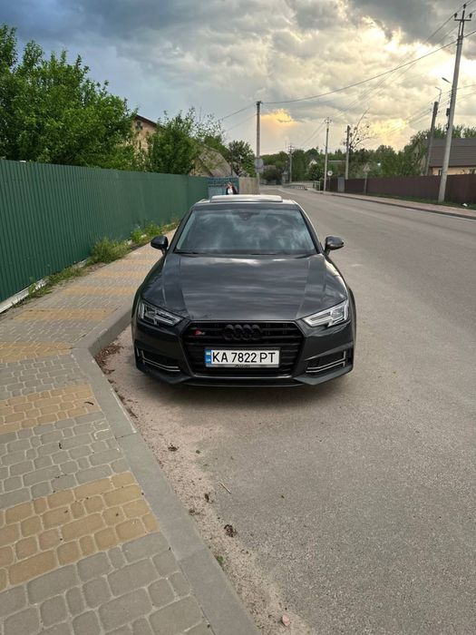 Audi a4 b9 передній привод 282т