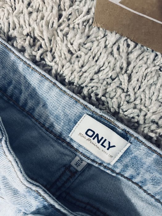 Blekitne damskie jasne jeansy only xxs mom fit
