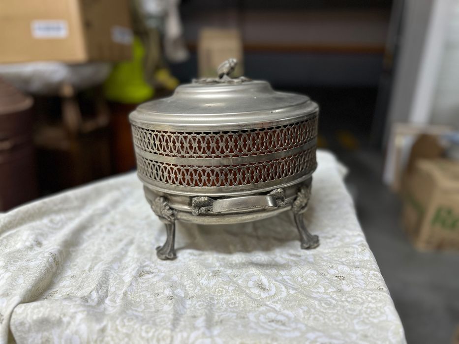 Terrina Casquinha trabalhada com tacho de barro