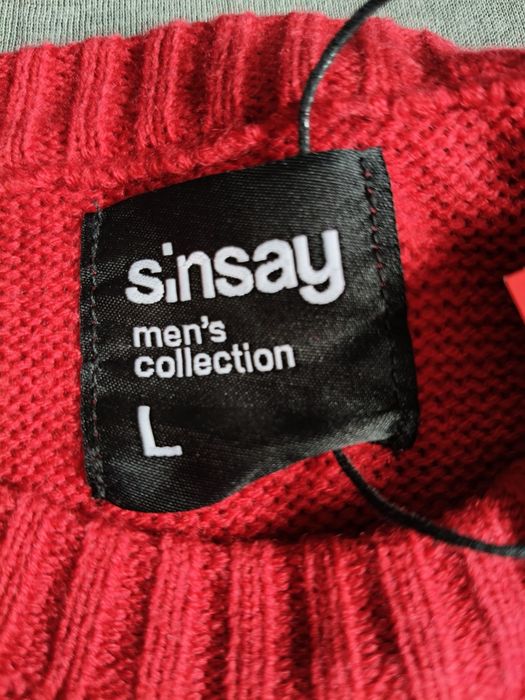 Sprzedam sweter z Grinchem