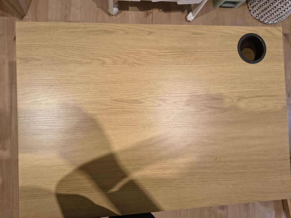 Biurko Micke brązowe