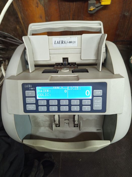 Liczarka pieniędzy Laura j880 uv