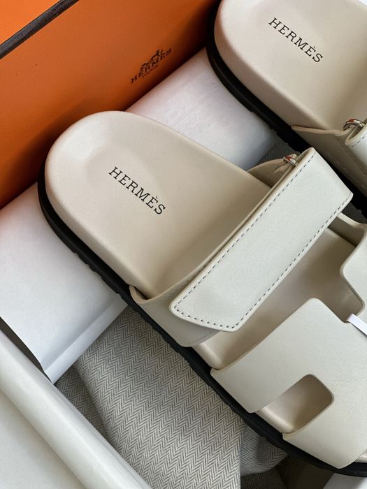 Шльопанці Hermes Chypre