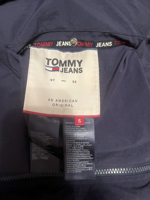 Куртка зимова TOMMY JEANS( оригінал)