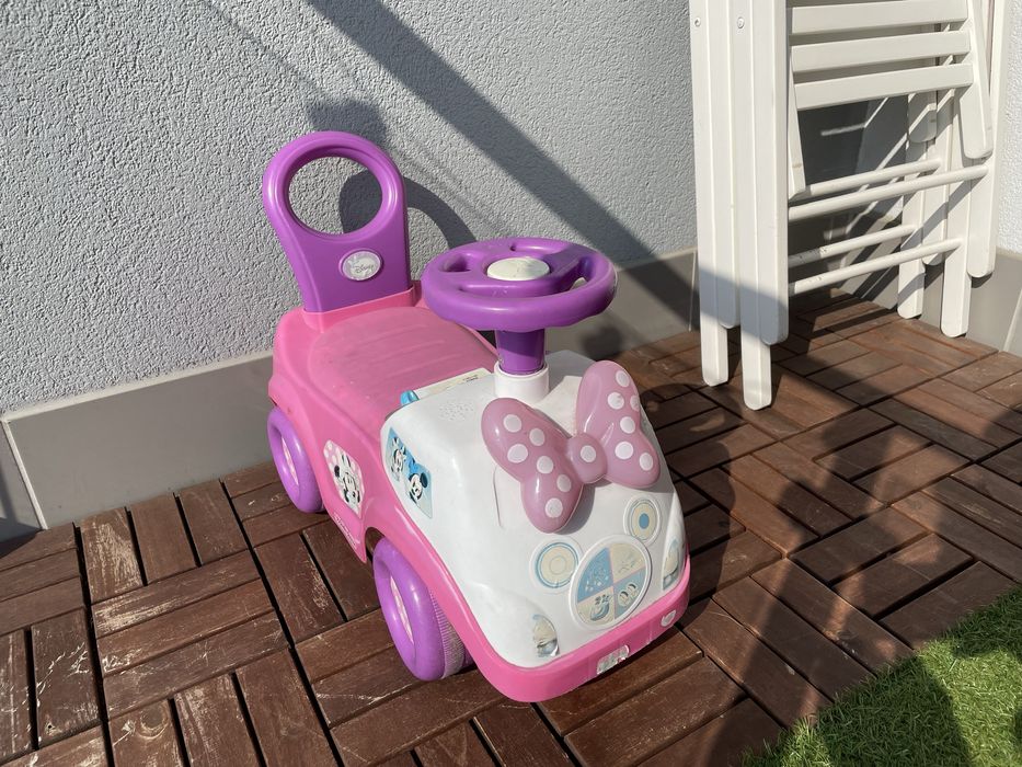 Samochodzik do odpychania