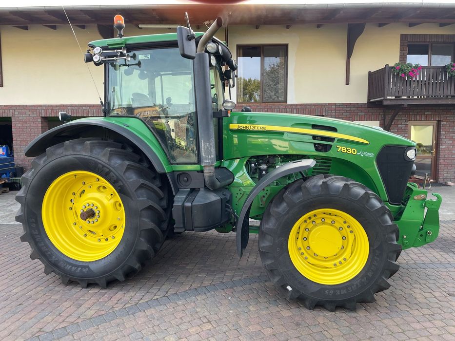 John Deere 7830  John Deere 7830 , TLS , nowe opony, stan bdb (7730, 7530)