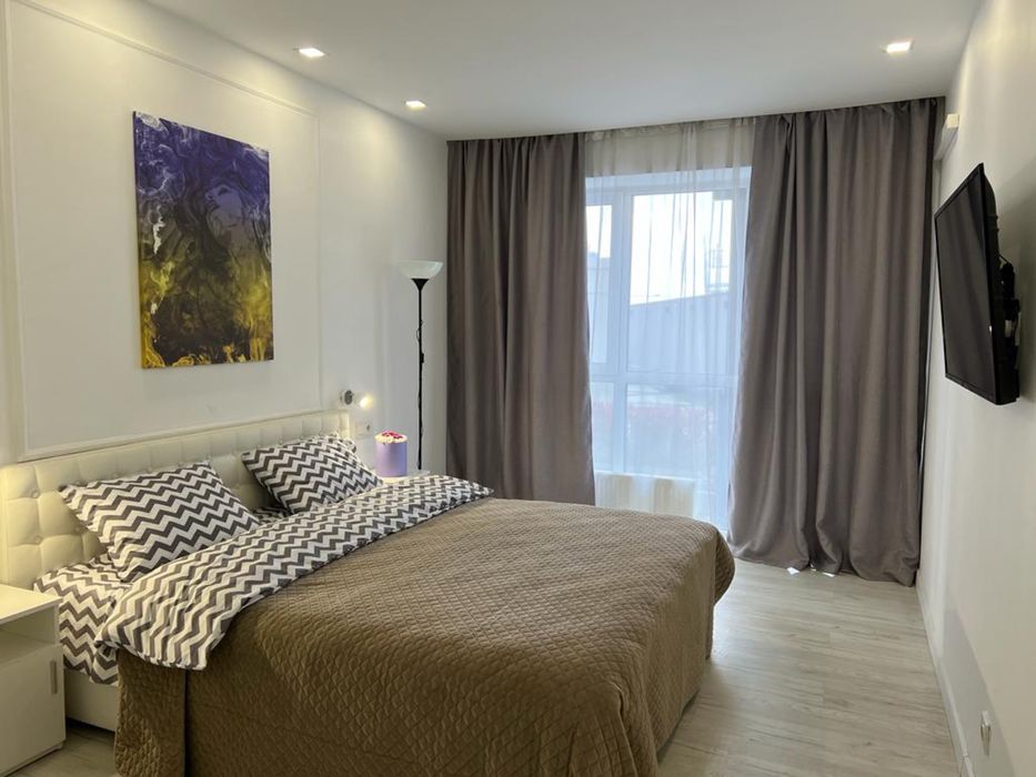 Подобово 3х кімнатна квартира біля ЖД.в ЖК квартет