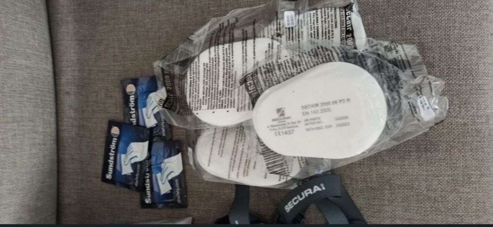 Maska ,okulary ,nauszniki