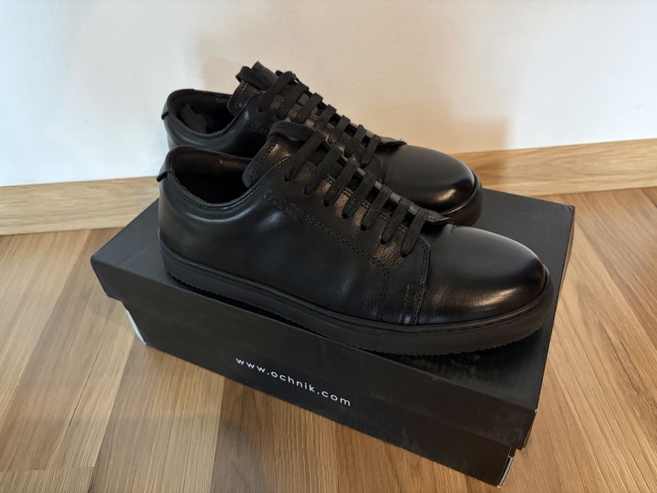Buty snackersy Ochnik skórzane r.40