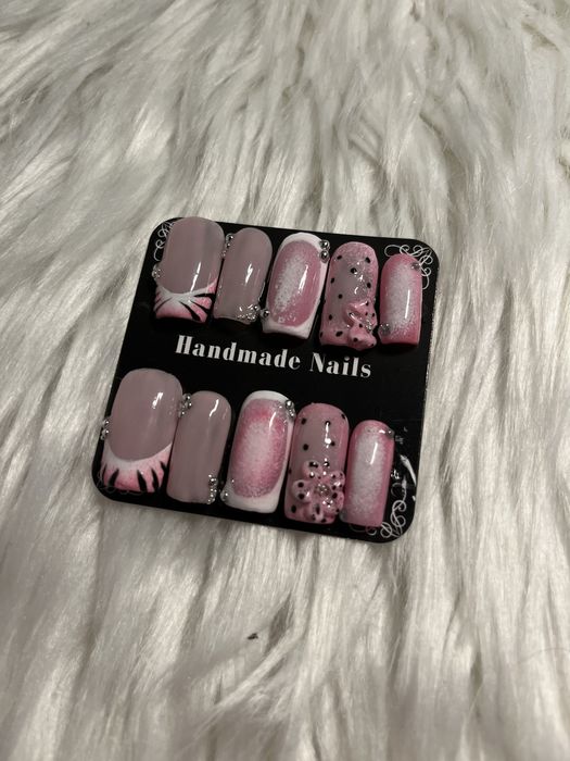 Swag press on nails handmade
