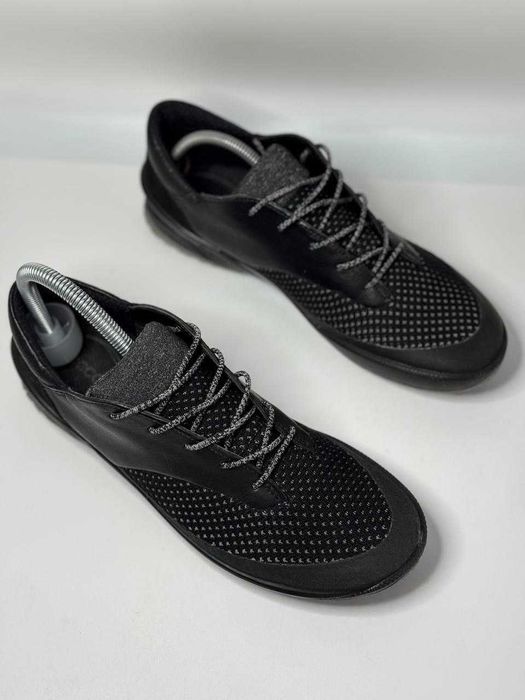Кросівки — ECCO Biom