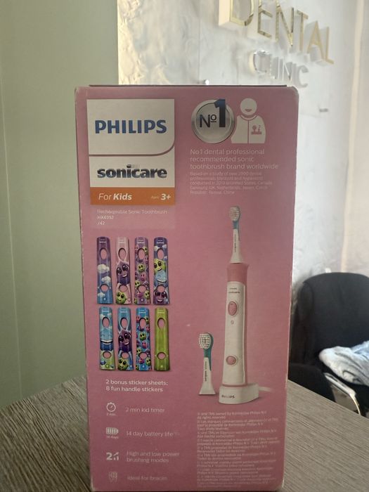 Дитяча електрощітка philips