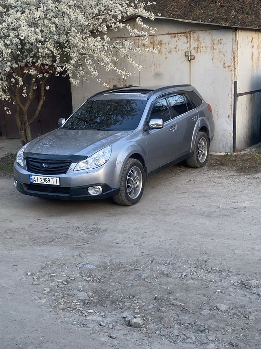 Субару outback 2011