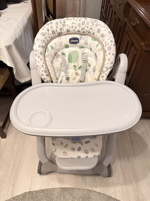 Cadeira de alimenração bebé chicco