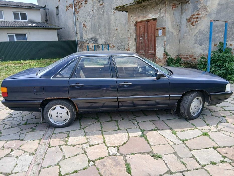 Продам авто Ауді 100