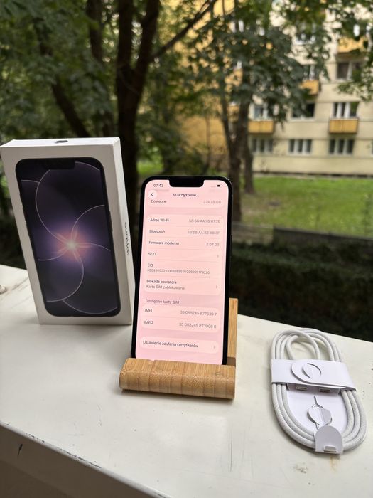Iphone 17 E NOWY