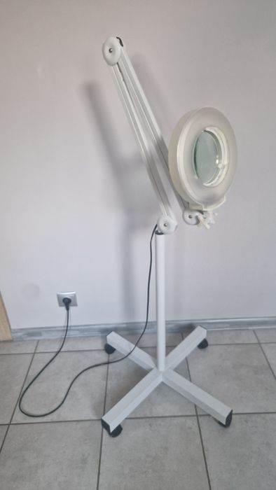 Lampa lupa zabiegowa