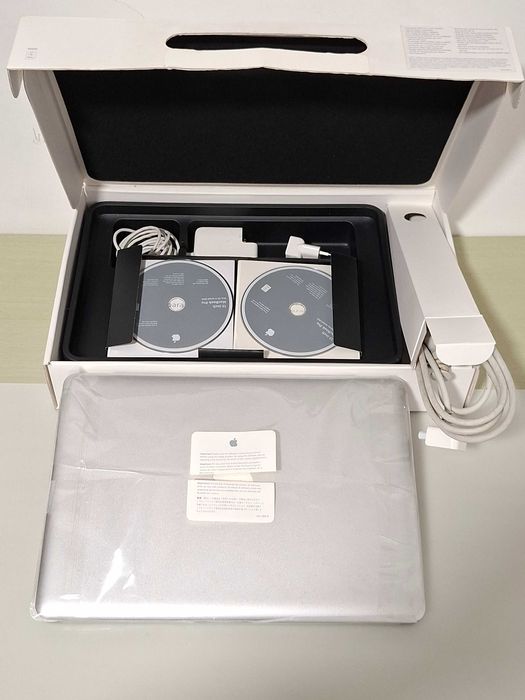 MacBook Pro Ecrã 13,3", Intel Core i5 2,5Ghz, SSD 256 GB e 6 GB RAM