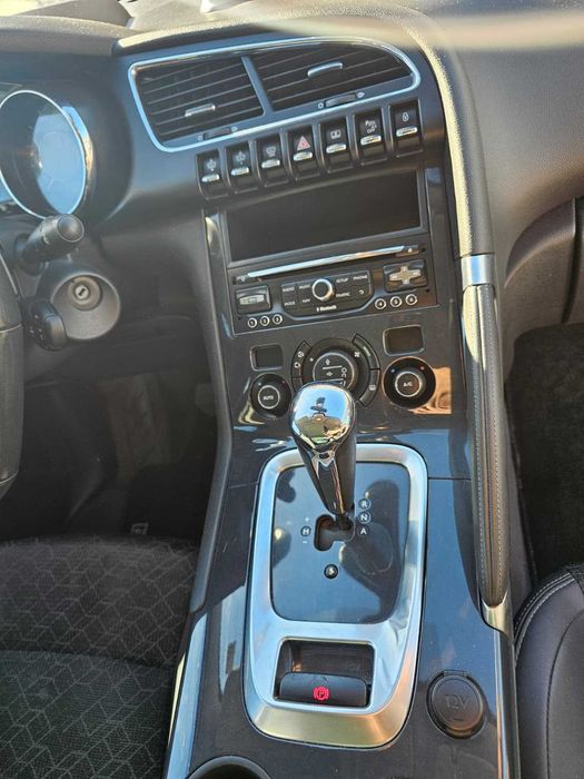 Peugeot 3008 1.6 HDi 115cv Automático 2014 | Nacional