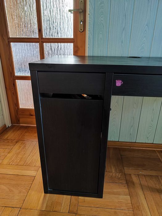 Biurko IKEA Micke czarne 105×50 cm – solidne, do pracy/nauki