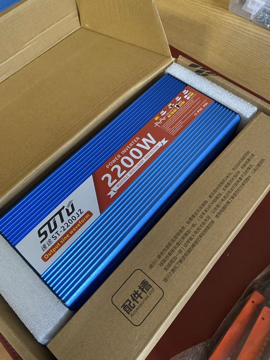 Інвертор sutu 24v 2200w