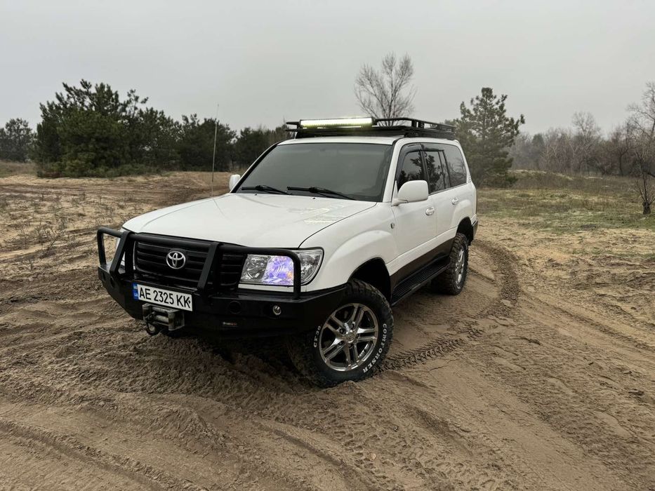 Продам Toyota Land cruiser 1998год газ бензин