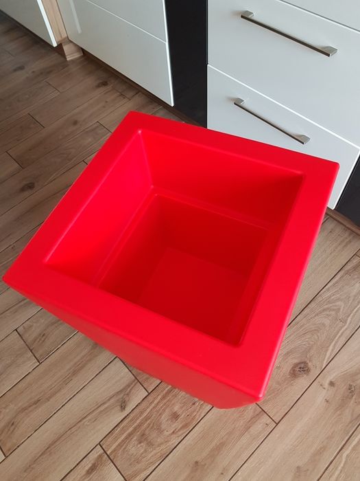 Czerwona donica doniczka SLIM LINE 70 cm