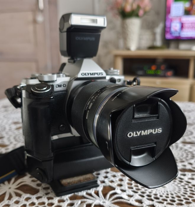 Olympus OM-D E-M5 Mark II
