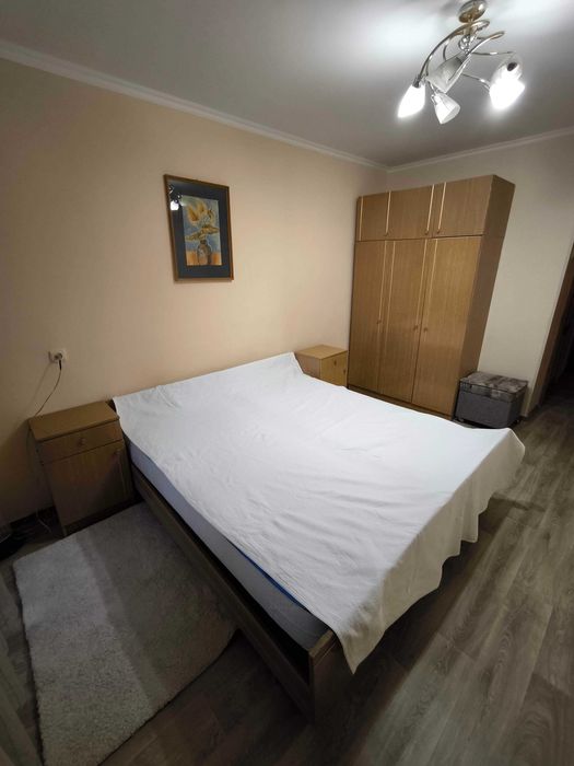 Здам простору 3-кімн квартиру з косм ремонтом у тихому центрі міста.