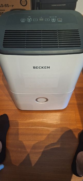 Desumidificar da marca Becken  20 litros