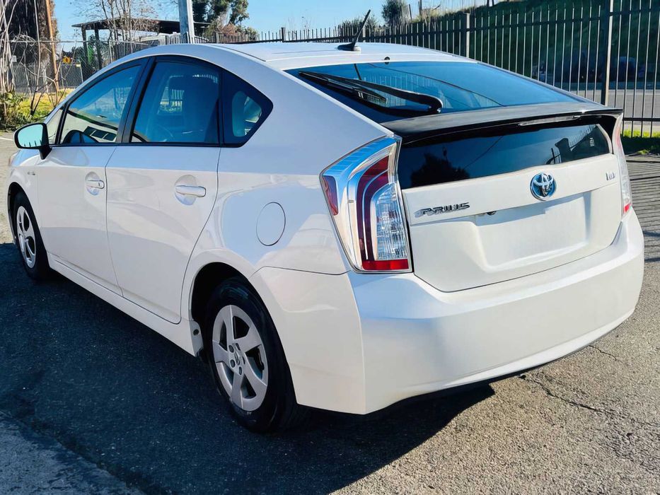 Toyota Prius      2014