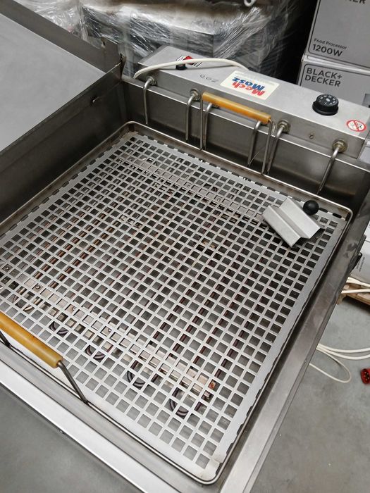 Smażalnik do pączków z garownią SP-48/G