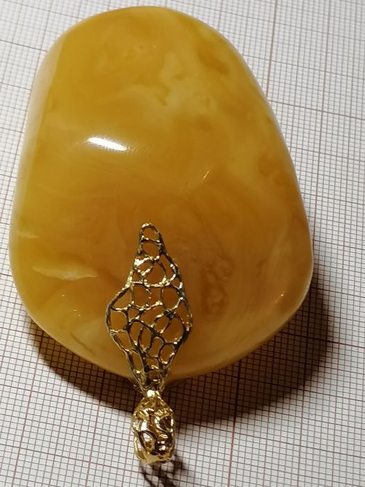 Wisior Bursztyn Bałtycki 51gr