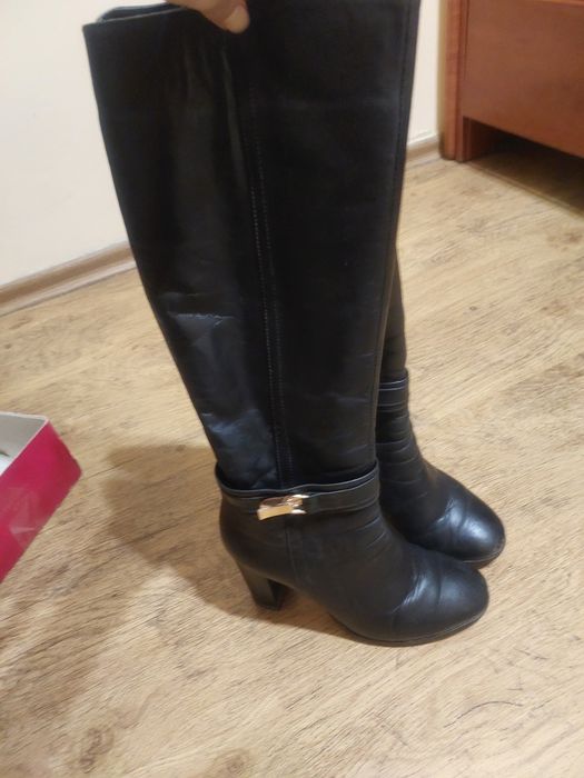 Зимние сапоги 37р на овчине кожа